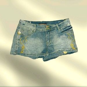 Fresh Blue Juniors jean shorts Size 5